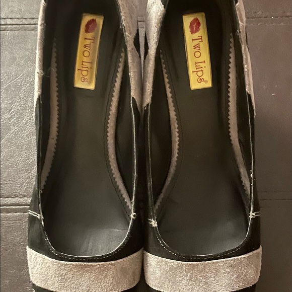 Suede Two Lips wedges - Picture 3 of 7